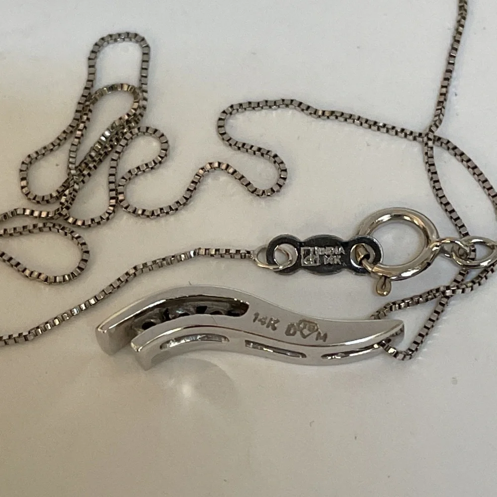 Solid 14K White Gold Natural Diamond Pendant Box Link Neck Chain Necklace